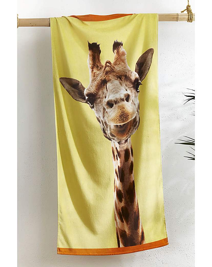 CL Giraffe Beach Towel