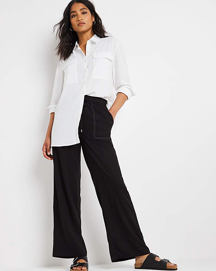 Luxe Woven Wide Leg Trouser