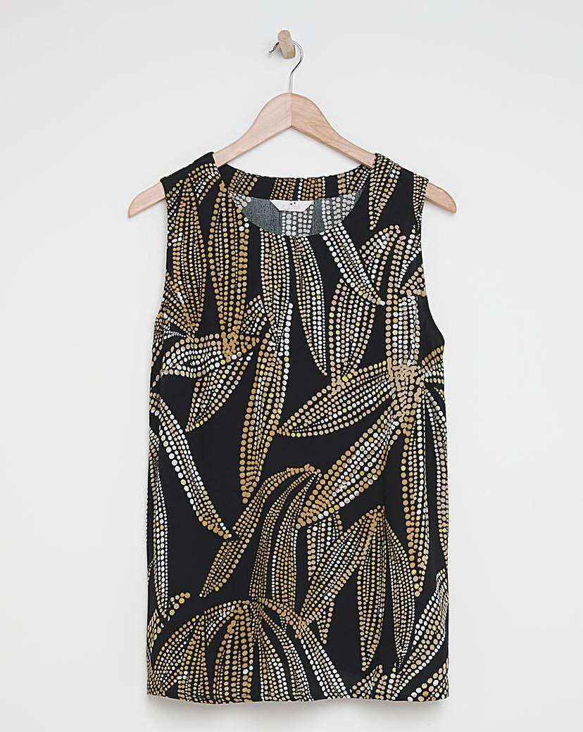 Julipa Crinkle Printed Shell Top