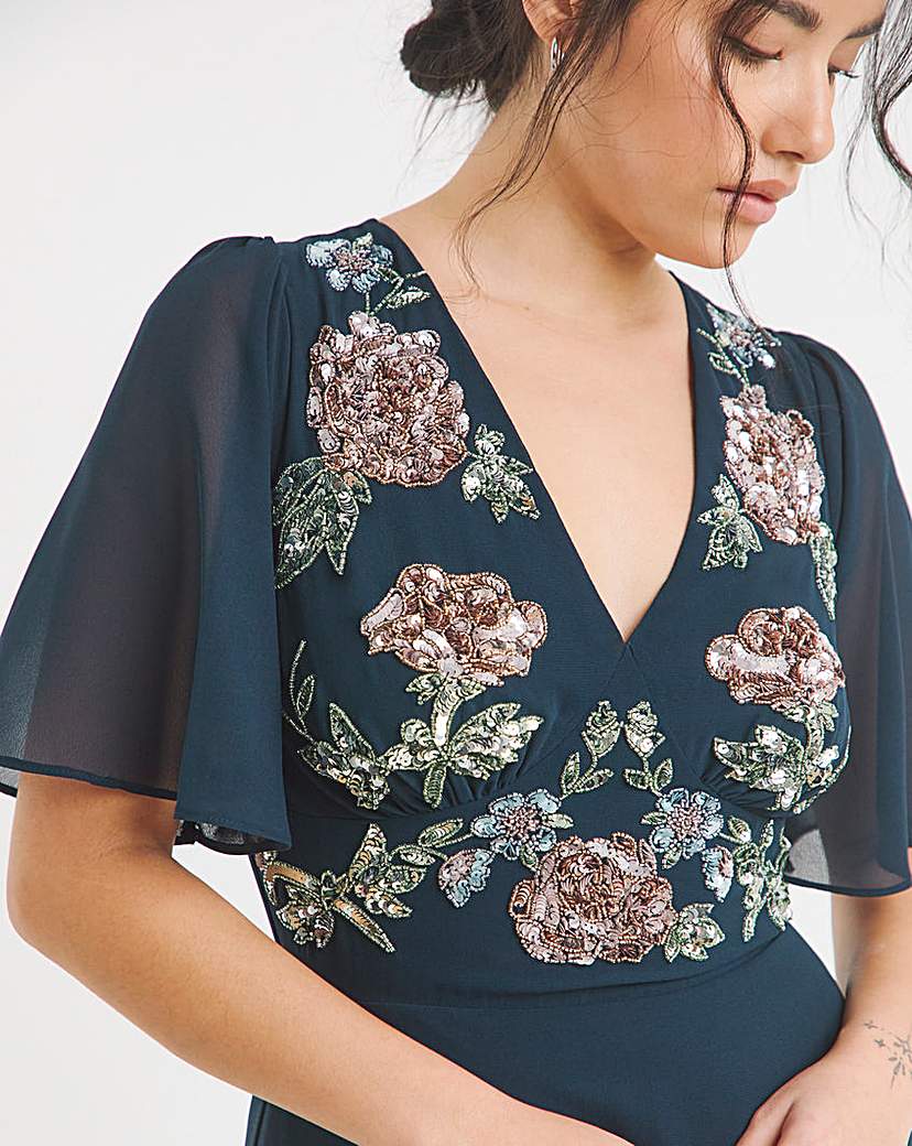Maya Deluxe V-neck Maxi