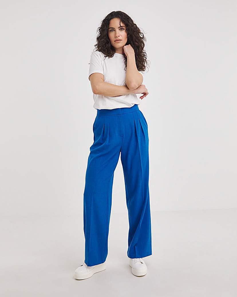 Textured Pleated Wide Leg Trousers