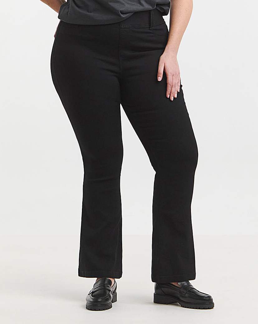 Black Flared Pull On Jeggings