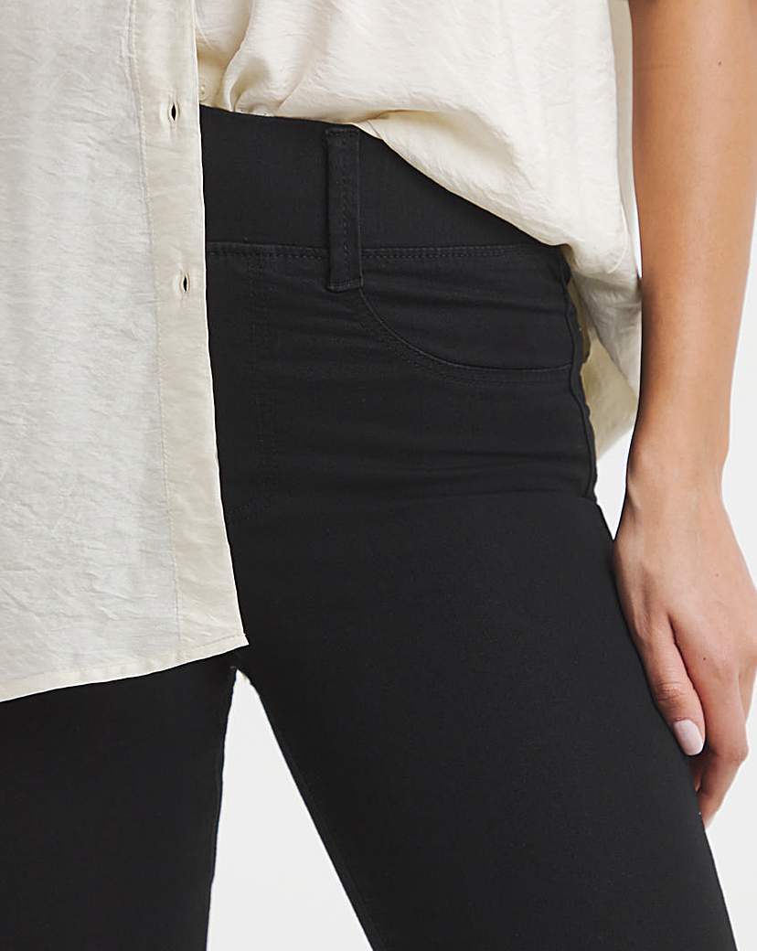 Black Skinny Pull On Jeggings