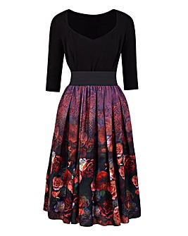 Shop Women's Plus Size Dresses, Tops & Coats | Marisota